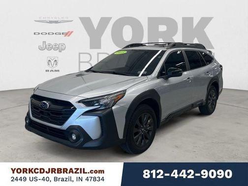 Ice Silver Metallic 2025 Subaru Outback Onyx Edition XT