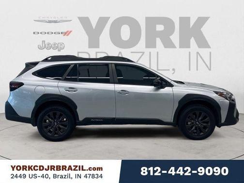 Ice Silver Metallic 2025 Subaru Outback Onyx Edition XT