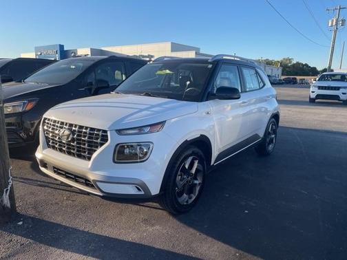 2022 Hyundai VENUE Limited