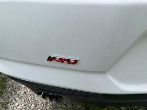 Summit White 2020 Chevrolet Camaro 2LT