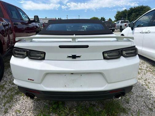 Summit White 2020 Chevrolet Camaro 2LT