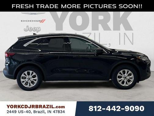 AGATE BLACK METALLIC 2024 Ford Escape Active