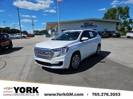 White Frost Tricoat 2024 GMC Terrain Denali