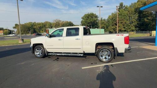 Summit White 2018 Chevrolet Silverado 1500 LTZ