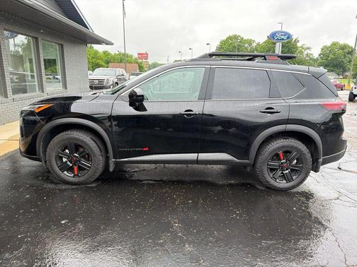 Super Black 2025 Nissan Rogue Rock Creek