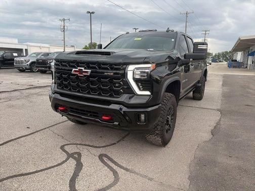 Black 2024 Chevrolet Silverado 2500 4WD Crew Cab Standard Bed ZR2