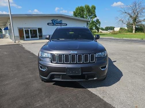 2020 Jeep Grand Cherokee Laredo E