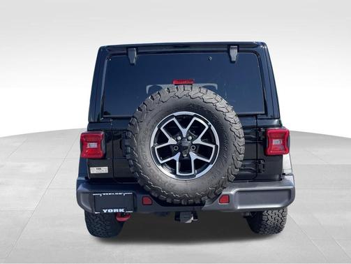 Black Clearcoat 2025 Jeep Wrangler Rubicon
