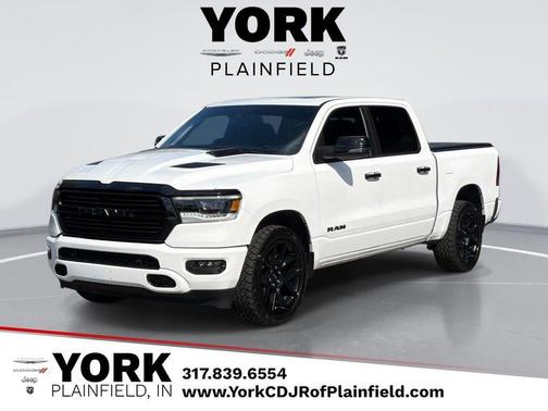 Bright White Clearcoat 2024 RAM 1500 Laramie