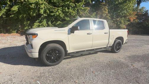 White Sands 2026 Chevrolet Silverado 1500 Custom