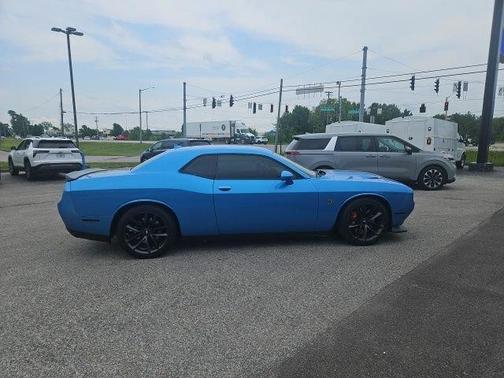 Blue Pearl 2019 Dodge Challenger R/T Scat Pack
