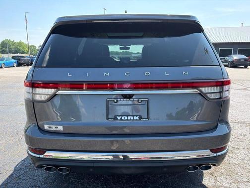 ASHER GRAY MET CC 2023 Lincoln Aviator Standard AWD