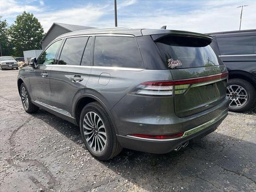 ASHER GRAY MET CC 2023 Lincoln Aviator Standard AWD