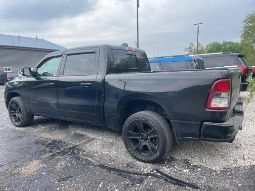 Diamond Black Crystal Pearlcoat 2020 RAM 1500 Big Horn/Lone Star