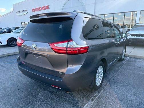 Predawn Gray Mica 2015 Toyota Sienna XLE