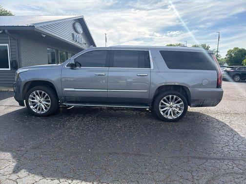 Satin Steel Metallic 2019 Cadillac Escalade ESV Luxury