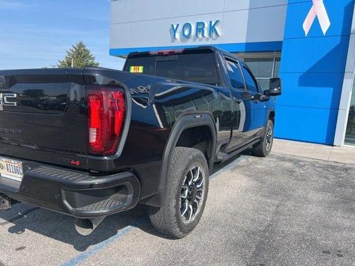 2022 GMC Sierra 2500 AT4