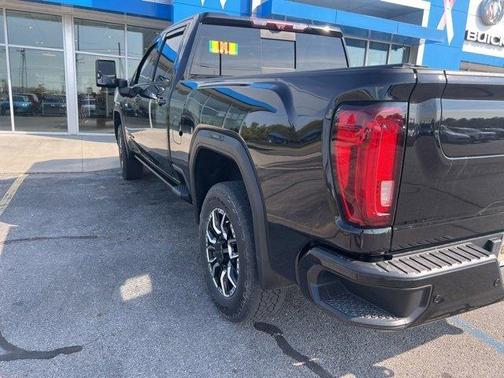 2022 GMC Sierra 2500 AT4