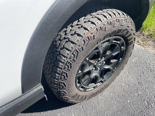 OXFORD WHITE 2025 Ford Bronco Sport Badlands
