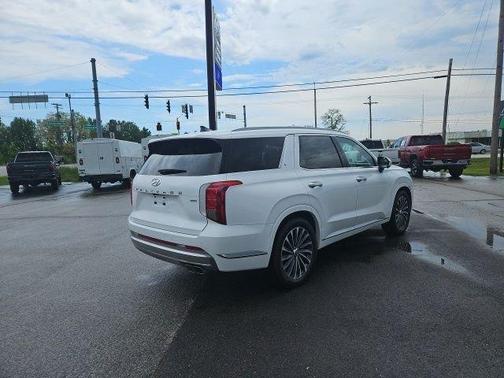 White 2023 Hyundai PALISADE Calligraphy