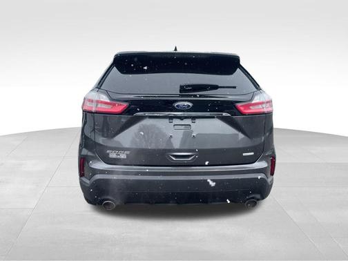 MAGNETIC METALLIC 2020 Ford Edge SE