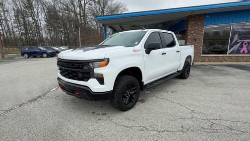 Summit White 2025 Chevrolet Silverado 1500 Custom Trail Boss