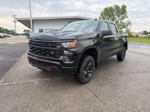Black 2026 Chevrolet Silverado 1500 Custom Trail Boss