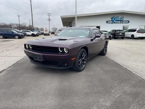 2021 Dodge Challenger SXT