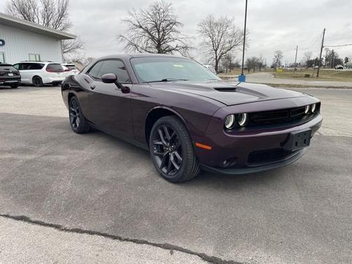 2021 Dodge Challenger SXT