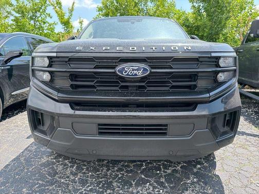 AGATE BLACK METALLIC 2025 Ford Expedition Max Active 4x4