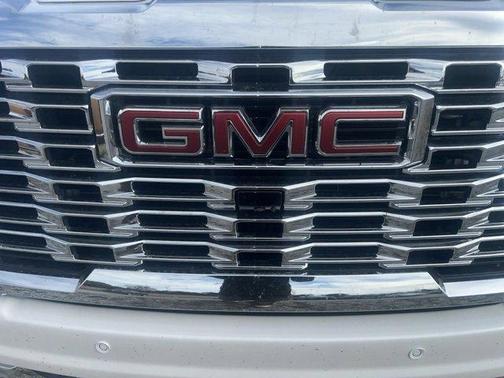 2024 GMC Sierra 2500 Denali