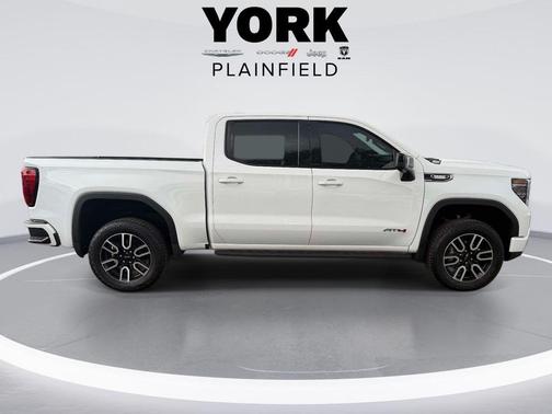 Summit White 2025 GMC Sierra 1500 AT4