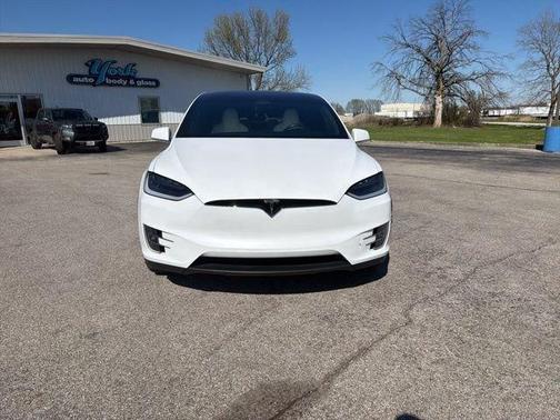 White 2018 Tesla Model X P100D