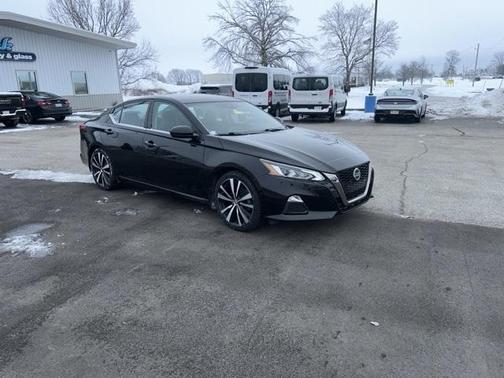 2020 Nissan Altima 2.5 SR