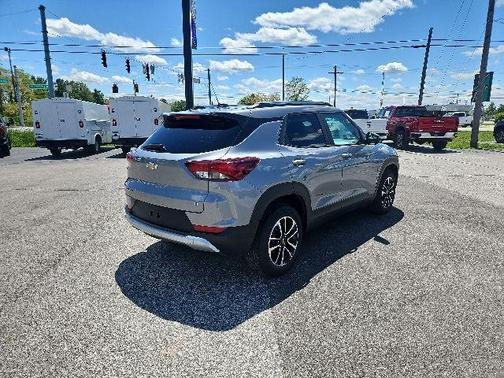 Sterling Gray Metallic 2025 Chevrolet Trailblazer LT