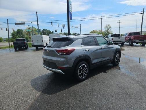 Sterling Gray Metallic 2025 Chevrolet Trailblazer LT
