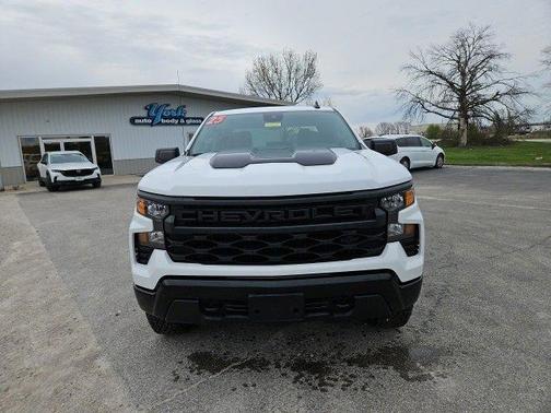 2025 Chevrolet Silverado 1500 Custom Trail Boss