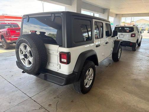 Bright White Clearcoat 2022 Jeep Wrangler Unlimited Sport