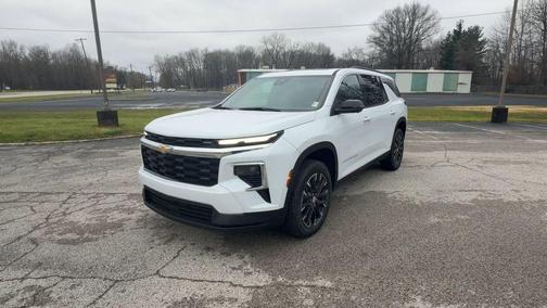 White 2026 Chevrolet Traverse LT