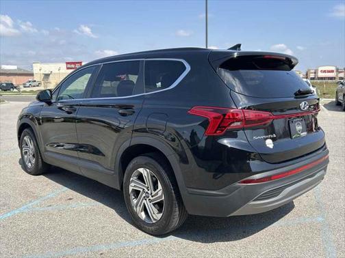 2022 Hyundai SANTA FE SE