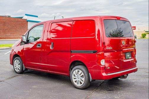 Cayenne Red 2017 Nissan NV200 SV