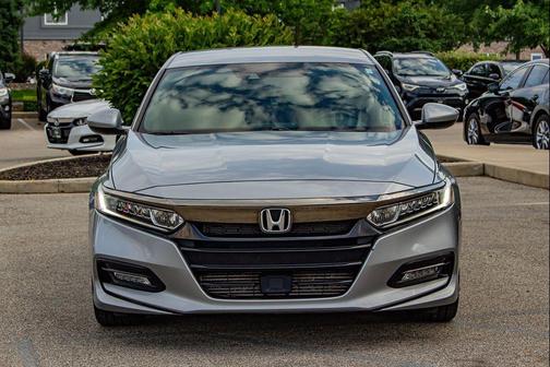 Lunar Silver Metallic 2018 Honda Accord Sport