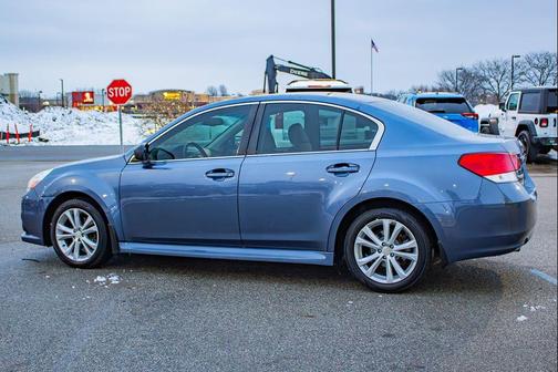 2014 Subaru Legacy Base