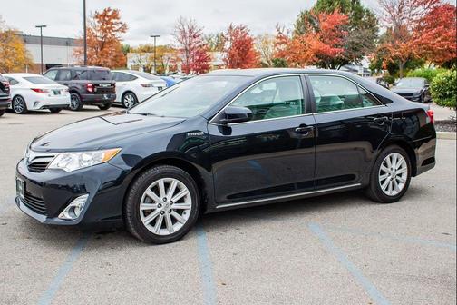 2013 Toyota Camry Hybrid XLE