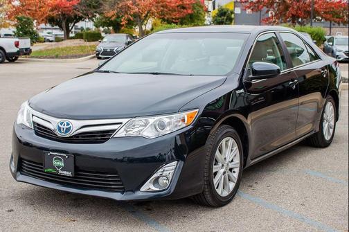 2013 Toyota Camry Hybrid XLE