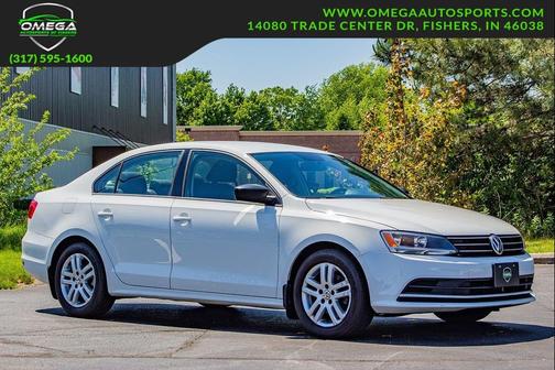 Pure White 2015 Volkswagen Jetta Auto S w/Technology