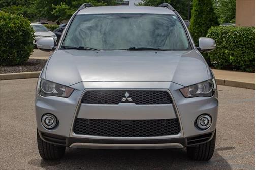 2012 Mitsubishi Outlander SE