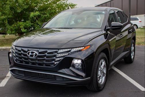 2023 Hyundai TUCSON SE
