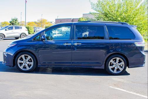 2018 Toyota Sienna SE