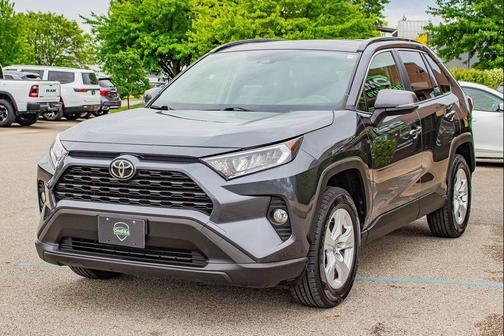 Magnetic Gray Metallic 2019 Toyota RAV4 XLE